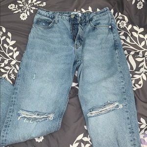 Zara Highwaisted Ripped Jeans